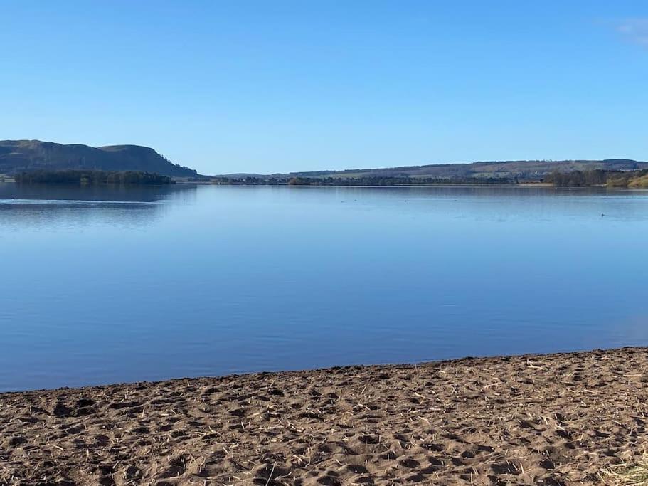 Апартаменты Loch Leven Getaway - 2 Bed House Кинросс Экстерьер фото